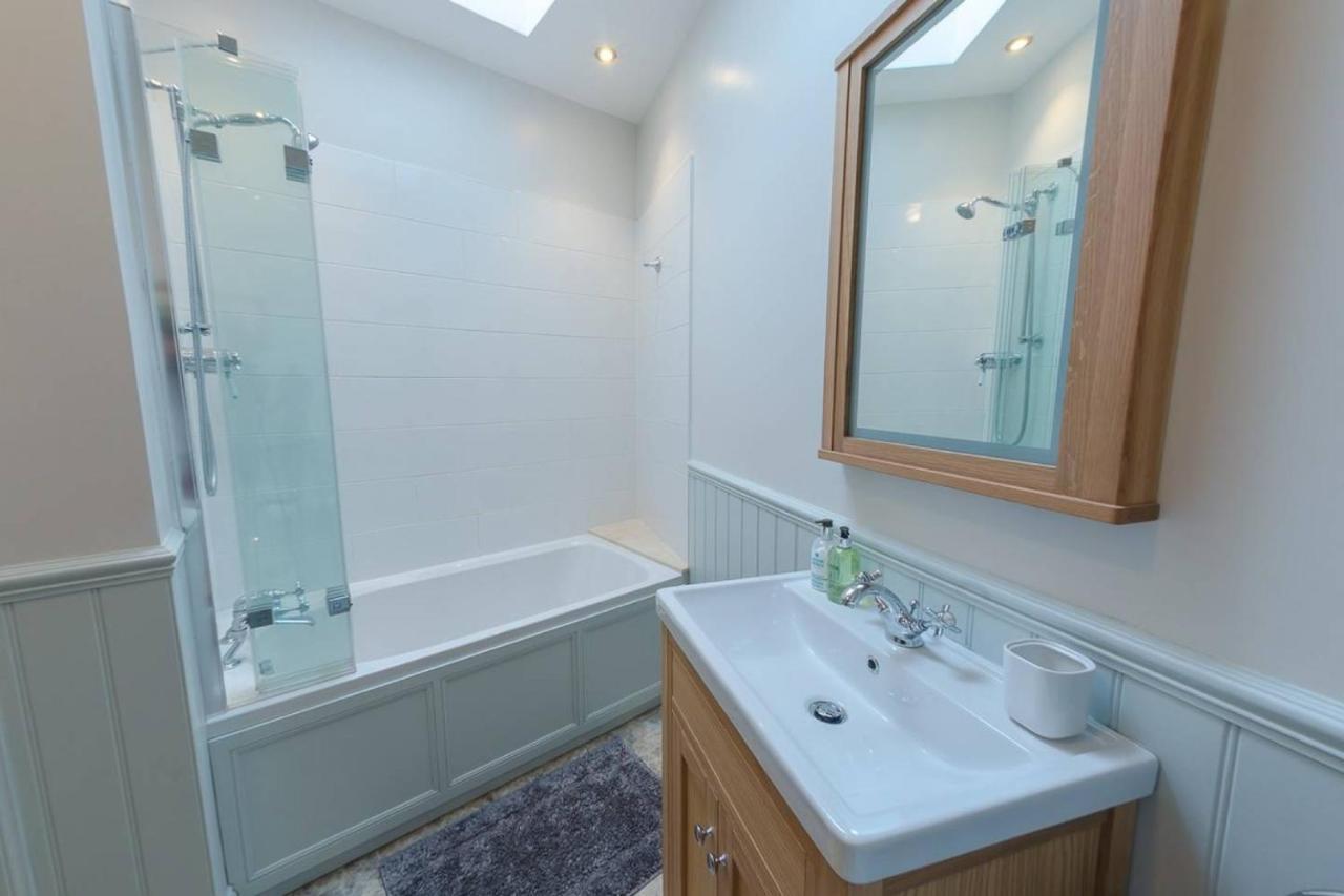 Joivy Stylish Apt In Trendy New Town Location إدنبرة المظهر الخارجي الصورة