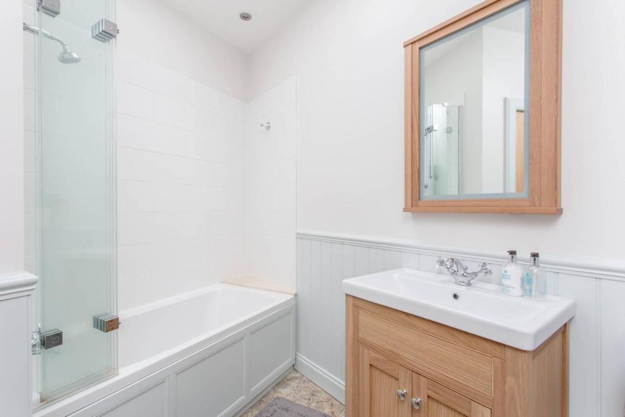 Joivy Stylish Apt In Trendy New Town Location إدنبرة المظهر الخارجي الصورة
